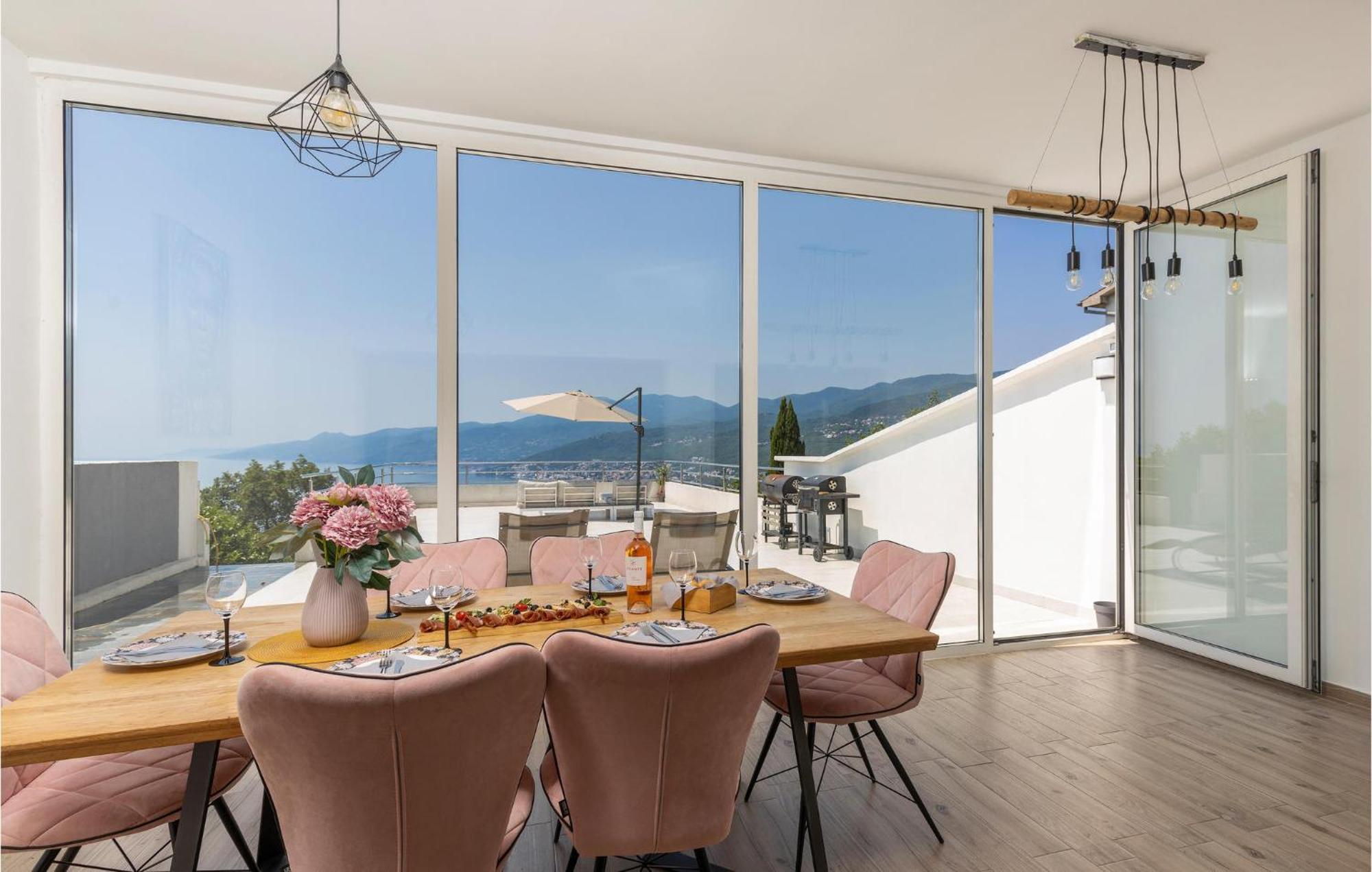 Amazing Apartment In Rijeka With Wifi Exteriör bild
