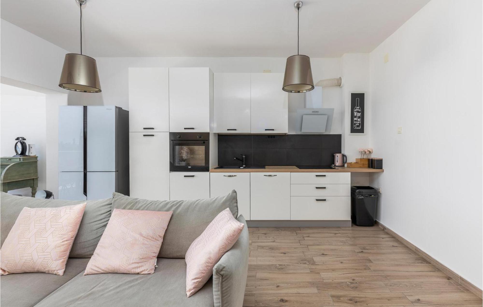 Amazing Apartment In Rijeka With Wifi Exteriör bild